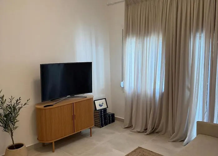 Kapnos - Classy And Spacious Place With A Sea View דירה